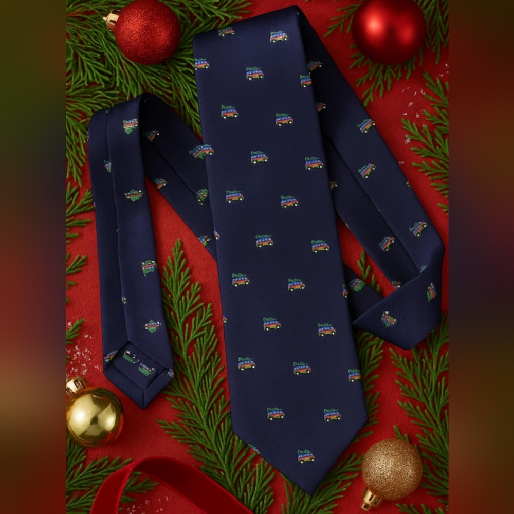 Vineyard Vines Silk Tie Woody & Tree Holiday Navy Blue Festive Novelty NEW